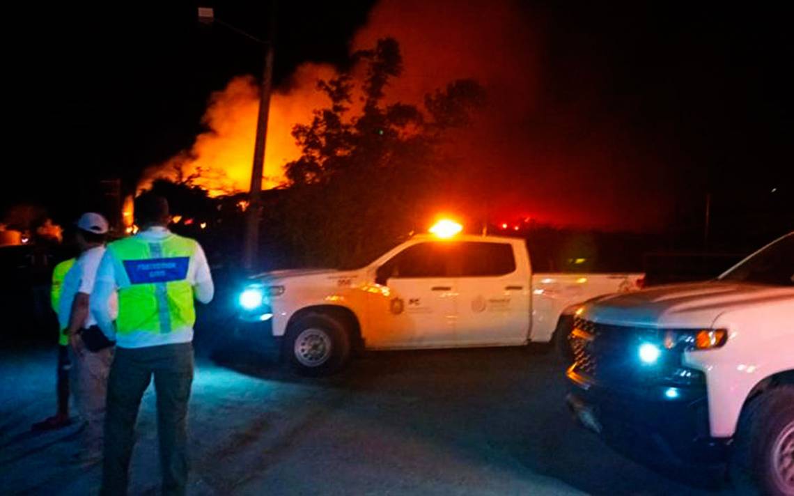 Bomberos ¿en Qué Zona De Alvarado Se Incendio Una Bodega De Forraje Diario De Xalapa 0232